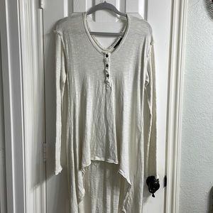 Long Sleeve High-Low Style Top